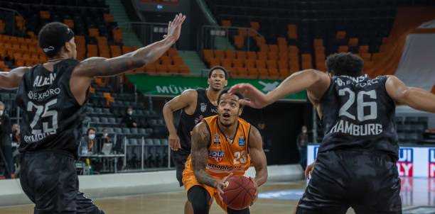 不仅关乎三 不仅关乎三