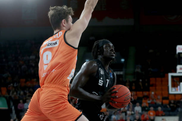 峰时期的水 峰时期的水