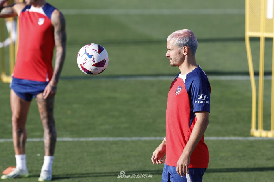 32岁时仍 32岁时仍